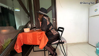 Mistress Farting and Smoking