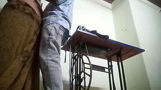 Telugu Aunty Fucking with Neighbour Tailor Guy Dirty Talks About Telugu-fuckers