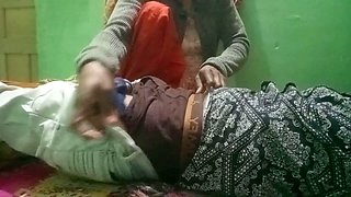 Bhabhi Pooja Sexy gets her brother-in-law off with some solo action