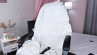 Cute beauty on cam
