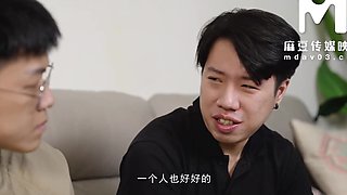 Family Taboo: Xia Qing Zi’s Threesome with Chen & L
