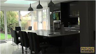 Double - Milfs Amy And Loulou Love To Get Used