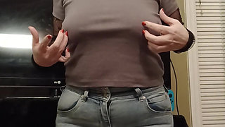 Stepmom Wants to Do Something Nasty with You Cv