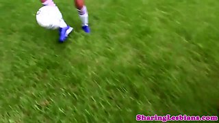 Veronica Rodriguez squirts in les three