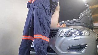 My Wife Cheats on Camera with Random Guys - Amateur Homemade Fuck