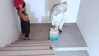 Girlfriend Ki Khala Ko Choda-late Night Gifting Date on Stairs