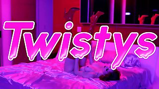 Twistys - Alexis Tae, Ameena Green - catering to her cunny