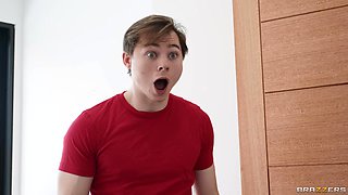 Every Inch Counts With Keiran Lee, Scarlit Scandal - Brazzers