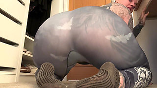 Gym Girl Ass Worship