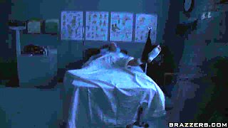 She Cums To Him With Johnny Sins, Monique Alexander - Brazzers