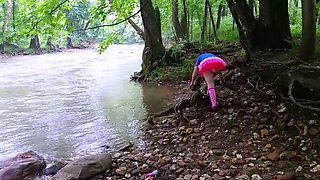 Kaley: Upskirt at River