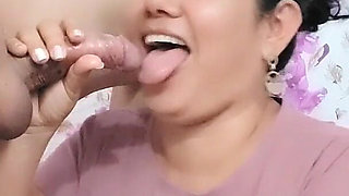 Rich Blowjob with Milk