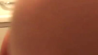 Leave the bathroom door open, my chubby stepsis