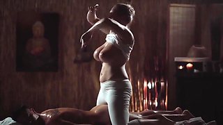 Sexy Milf With Huge Natural Tits Gives Oily Titwank