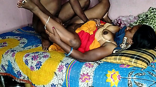 Bhosdi Mousi Ji Ko Raat Me Bohat Maje Se PeLa Aram Se