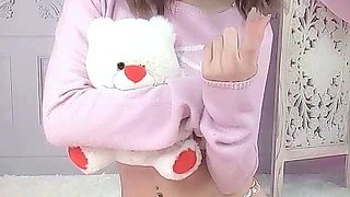 Adorable Japanese teen Izumi Koizumis pussy toyed until
