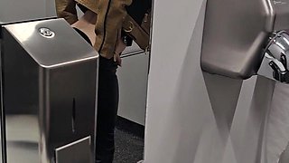 Public Toilet Piss Explosion