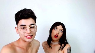 Femboy Gives heads to shemale cock