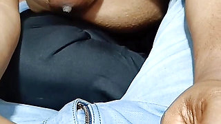 Mallu aunty hand job very hot and sexy boobs