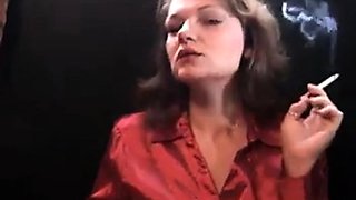 Smoking Denise: Red Top