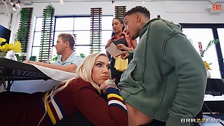 Kendra Sunderland Triple Dare Public Perving