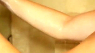 Hot masseuse knows how to pleasure a guy