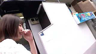 Asian japanese amateur has deep throat