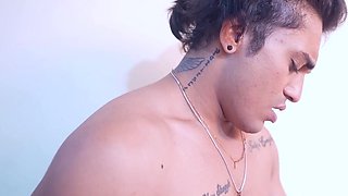 Naughty devar caught her Bhabhi bra and started romance