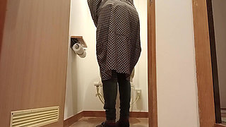 Toilet 1 Night 2 Days