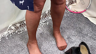 Mrs Mature Feet comes home horny from shops