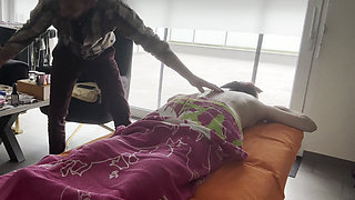 Massage Till Cock in the Mouth