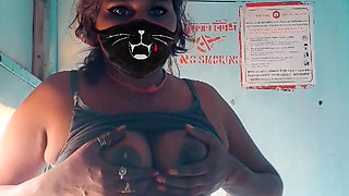 indian tamil Couple Sex in besroom Hardfucking with hindi audio