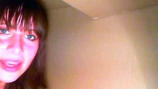 Amateur Webcam Teen Masturbates And Teases