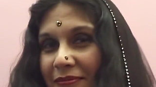 Indian Amateur Whore Swallows Cum After Sloppy Blowjob