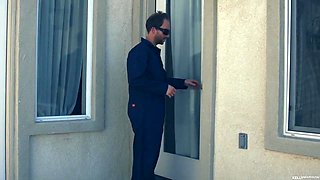 Bugman Returns - Starring: Kelly Madison - PornFidelity
