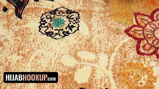 Screw math, fuck me! - muslim college girl masturbates & gets shagged in her bedroom - hijab hookup