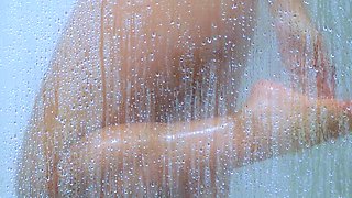 College Tanned Gorgeous Girl Take a Shower in Bikini