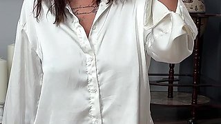 Showing You My Body