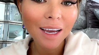 Leann amateur beautiful brunette with big boobs