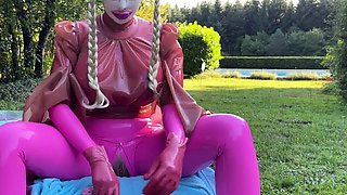 Chubby Amateur Milf Sarah Janes Outdoor Masturbation