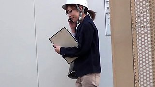 Japanese boss lady pees