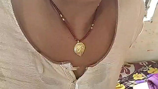 Deshi Bhabhi Cum in Mouth Cucksuked in Video