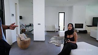 First Hijab Bbc Gangbang Yasmina Khan Triple Penetration Four Cocks Inside Her At The Same Time And Her Boyfriend Looking On