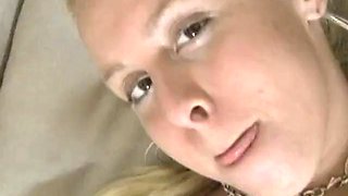 Amateur cute girlfriend sucks and fucks with facial