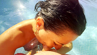 Slutty MILF Had Some Fun in the Pool 280