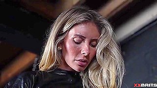 Bonnie Blue Dominates Virgin Lad Anal Pegging