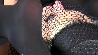Cute big ass blonde chick sprayed in her mouth