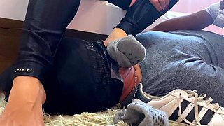 No Escape From Quimera'S Sweaty Feet   Bondage - Foot