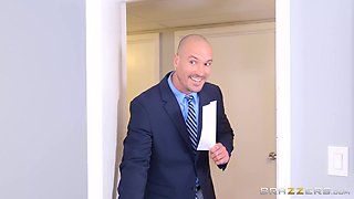My Naked Boss With Sean Lawless, Brittney White - Brazzers