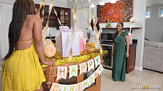 Juicy black MILF xxx mind-blowing video